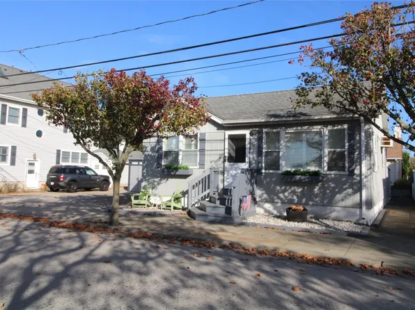 60 Parkside Drive, Point Lookout, NY 11569
