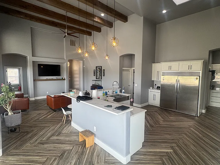 4402 La Cienaga Pl — Photo 7
