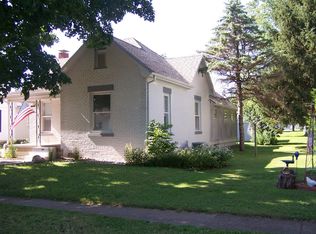 109 E 9th St, Georgetown, IL 61846