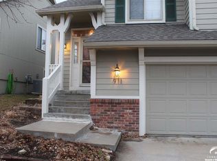 911 N Gunnison Way, Lawrence, KS 66049