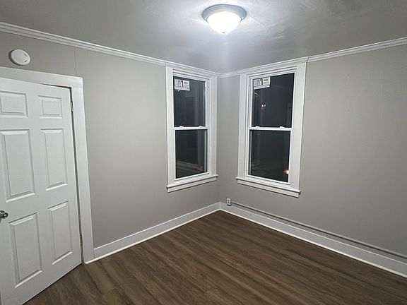 4th image of 1260 Whalley Ave
