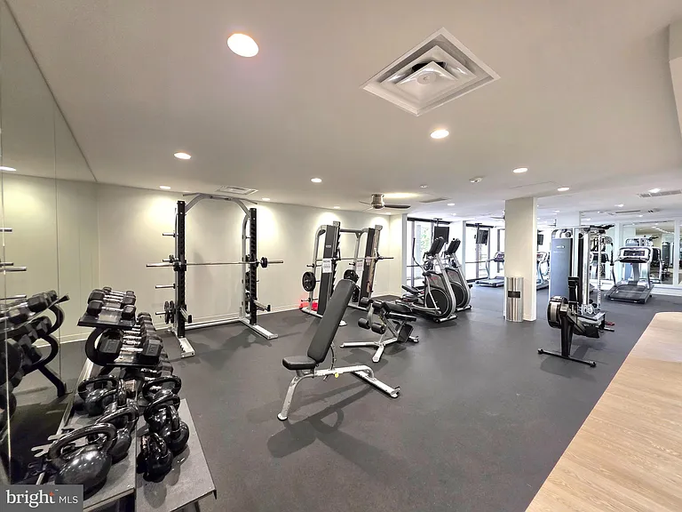 16 S Van Dorn St #101 — Photo 35