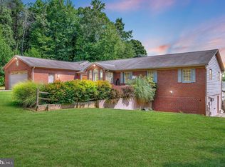 14423 Hereford Rd, Woodbridge, VA 22193