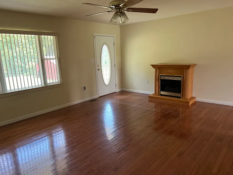 1723 Quarry Rd — Photo 10