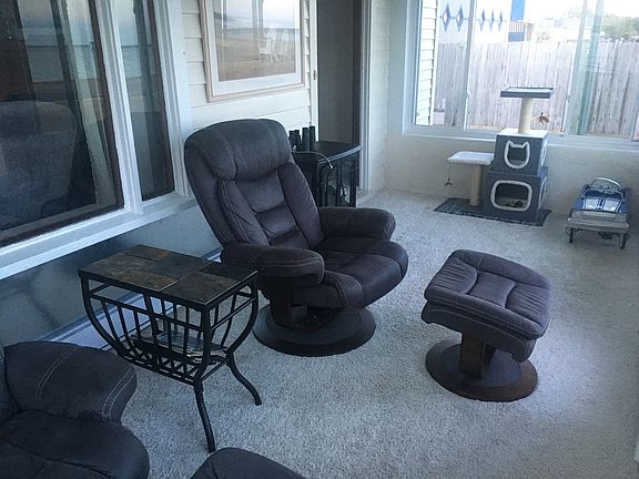 Enclosoed Front Porch