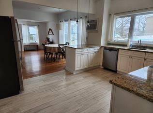 56 New Point Pl #A, Amityville, NY 11701