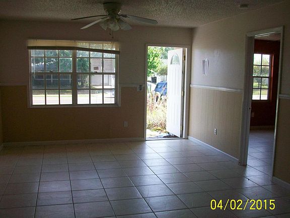 3rd image of 1689 Wyoming Dr SE