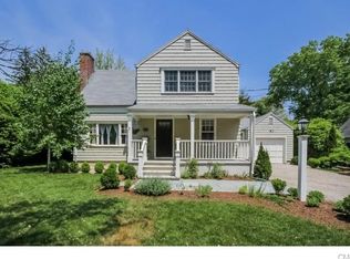 68 Pemburn Dr, Fairfield, CT