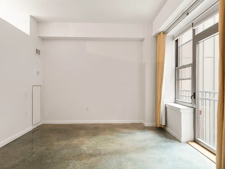 1166 Washington St #303 — Photo 20