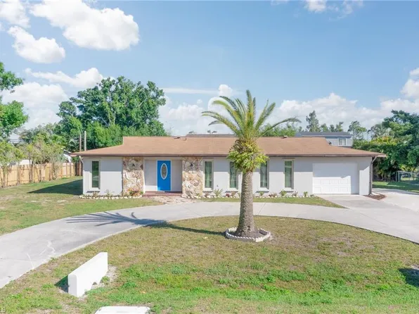 8236 San Carlos BLVD, FORT MYERS, FL 33967