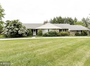 401 Fox Chapel Dr, Lutherville Timonium, MD 21093