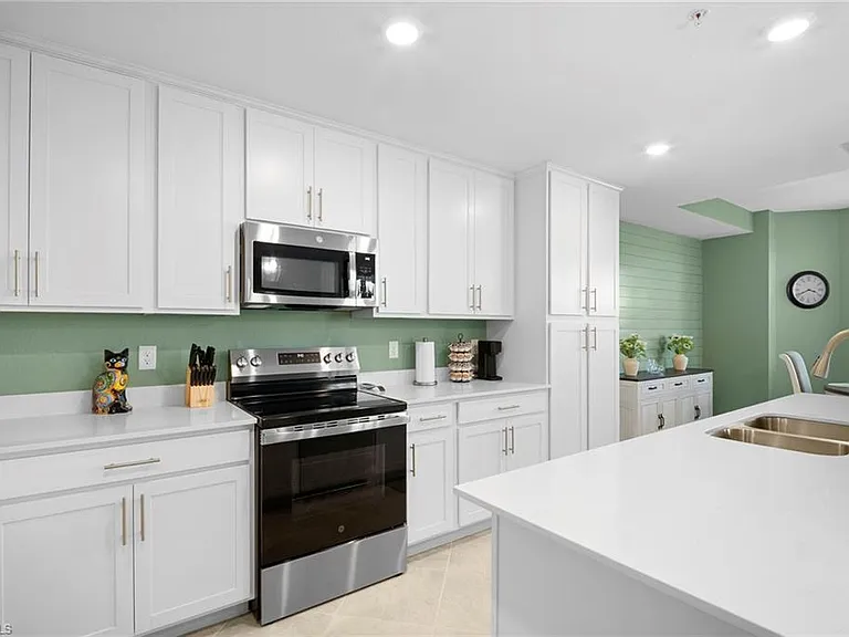15345 Green Acres Ave #2117 — Photo 9
