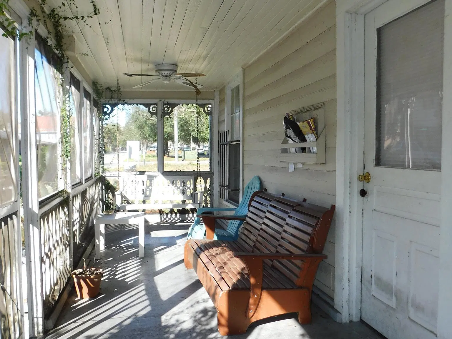 411 SW 2nd St — Photo 3