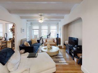 90 Pleasant St #1A, Brookline, MA 02446