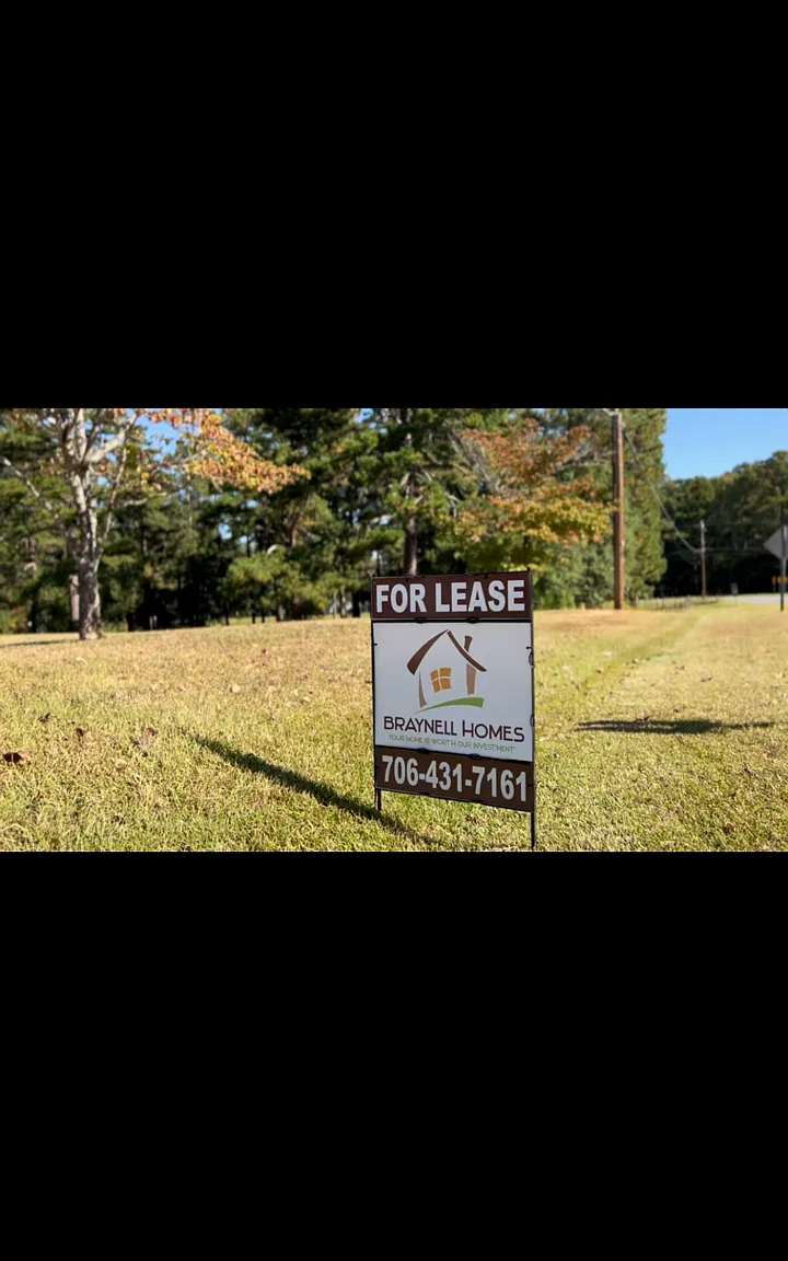 Milledgeville DUPLEX — Photo 1