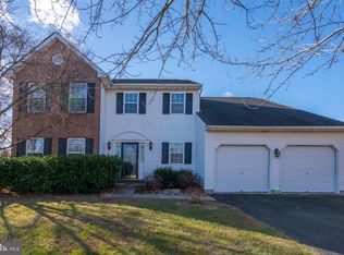 102 Billingsley Dr, Chalfont, PA 18914
