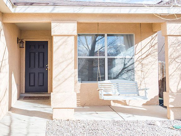 2nd image of 10616 Vista Bella Pl NW