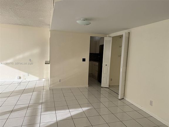 5th image of 16570 NE 26th Ave APT 3C