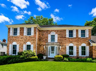 6319 Briar Rd, Willowbrook, IL 60527