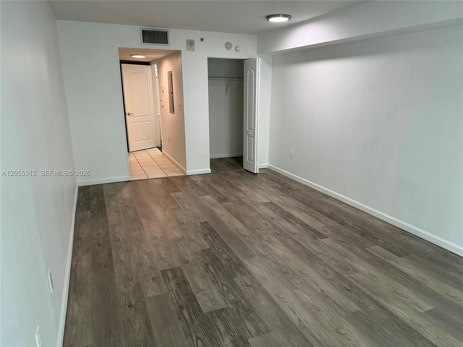The Club At Brickell Bay — Photo 1