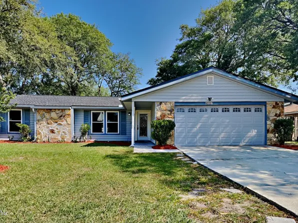 12237 COBBLESTONE Circle S, Jacksonville, FL 32225