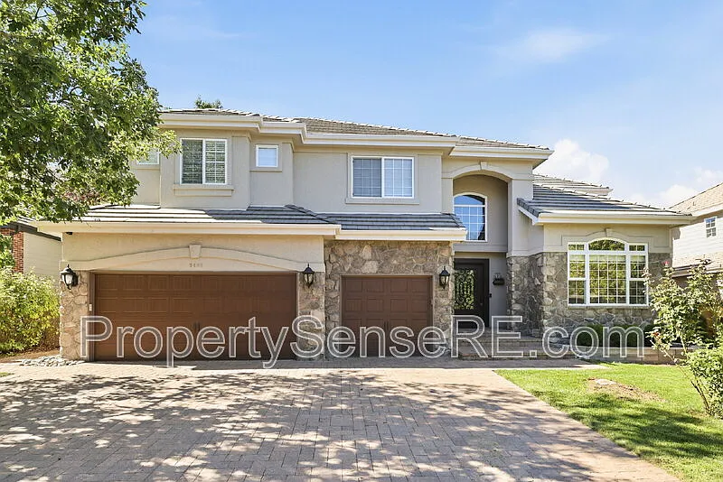 4 bed, 4.5 bath, 3849 sqft, $5,400 — Photo 2