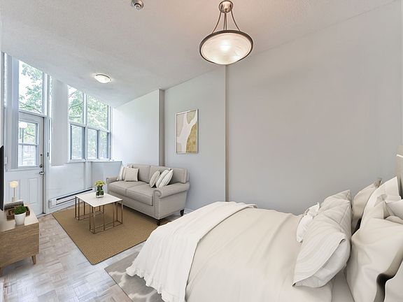 4th image of 250 Saint George St #1352273