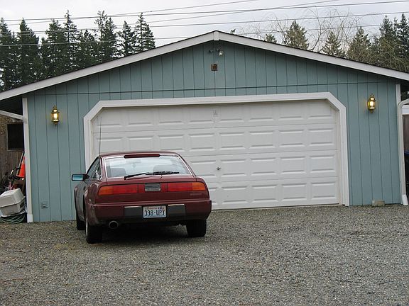 Oversized 2-car garage