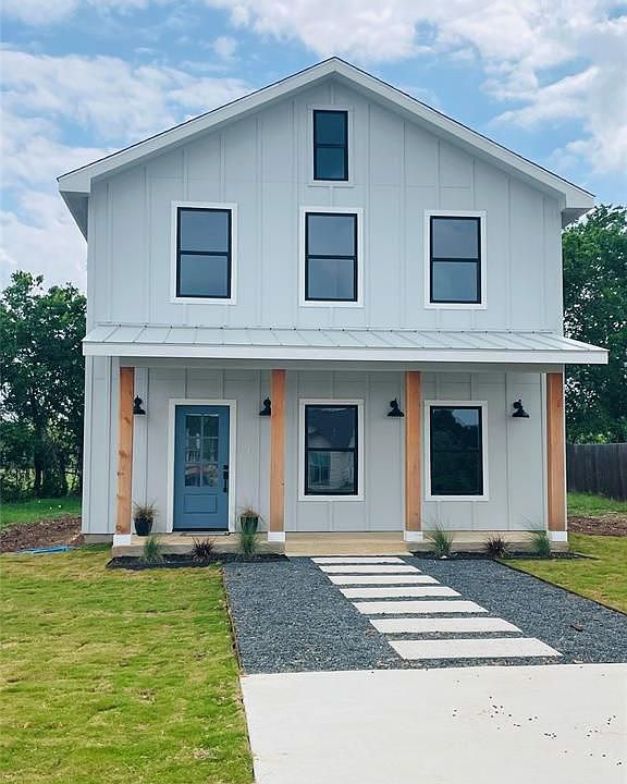 1st image of 303 Sage Cir