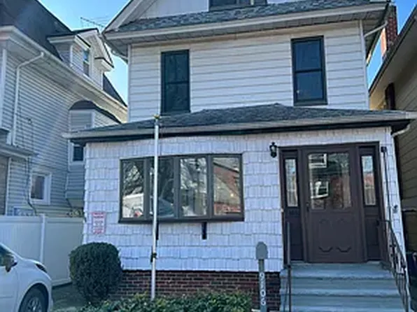 9106 98th St, Woodhaven, NY 11421