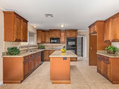 1118 E Dolphin Cir, Mesa, AZ, 85204