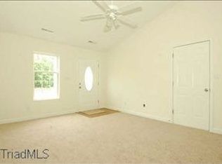 4932 Trent Hill Dr, Winston Salem, NC 27105