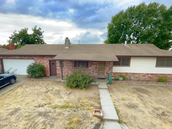 998 Terrace Dr, Oakdale, CA 95361