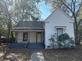 621 W 12th St, Bonham, TX 75418