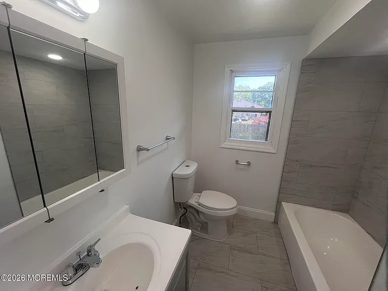 14 Wood Ave #A — Photo 21
