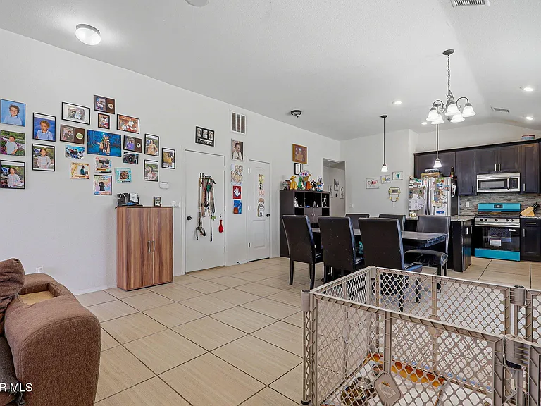 12748 Tre Maximiliano Ave — Photo 6