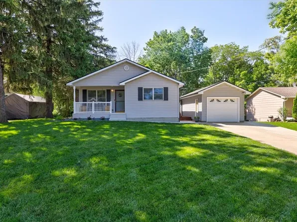 104 N 5th St, Polk City, IA 50226