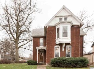 2024 State St, Quincy, IL 62301