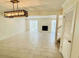 1657 Country Club Dr APT 4, Killen, AL 35645