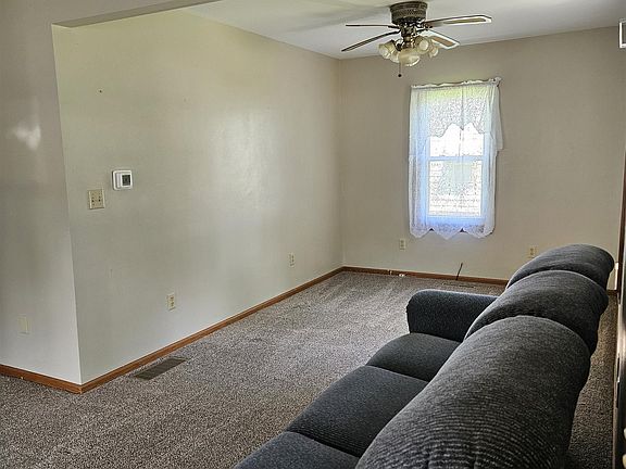 5th image of 603 John St