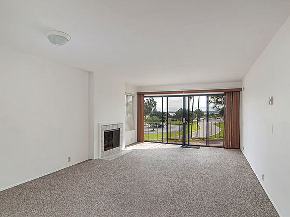 3rd image of 3770 Crown Point Dr Unit 203