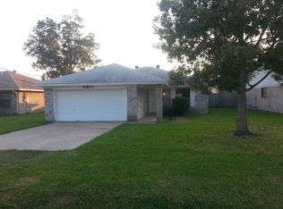 3851 Lincoln Ave, Groves, TX 77619