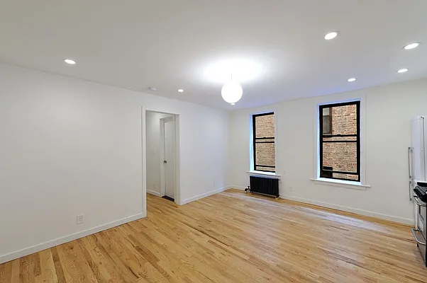 Rented by Aether Property Group | media 7