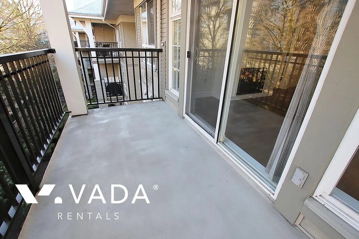 9233 Government Street Burnaby — Photo 2
