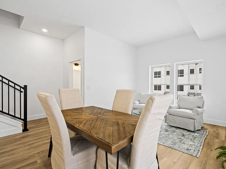 NorthWest TownHomes — Photo 16