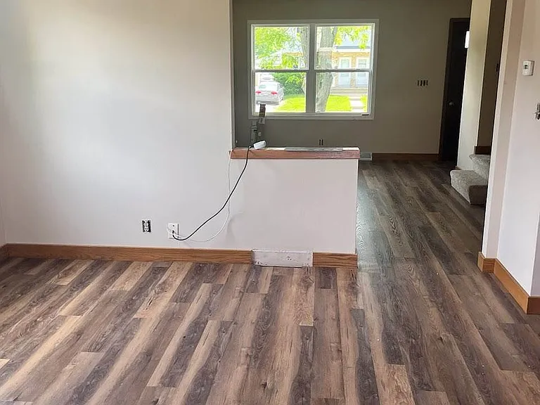 138 Marcella St — Photo 5