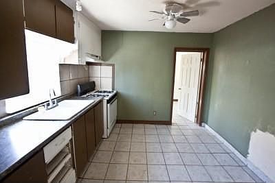 5th image of 510 Church Ave