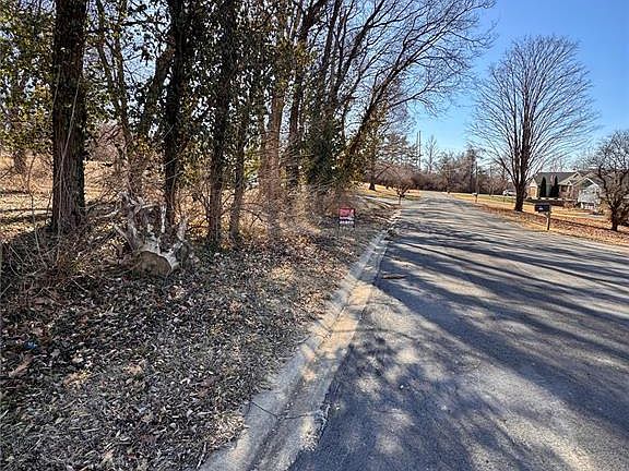 3rd image of 0 Hillcreek Rd