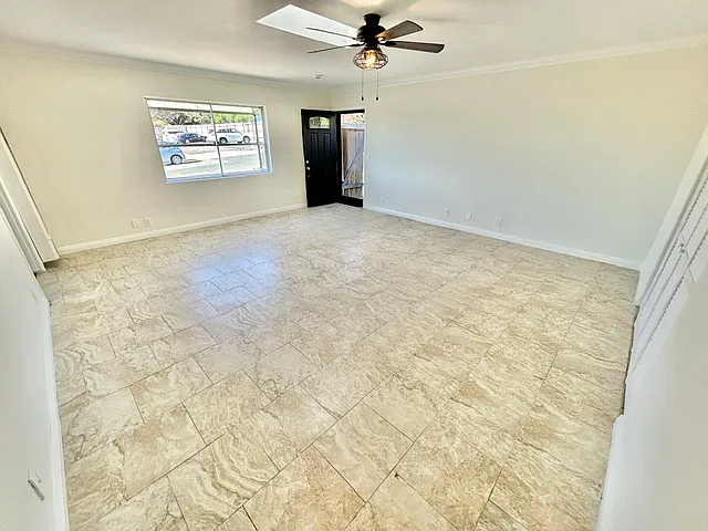 4 bed, 1400 sqft, $6,500 — Photo 4