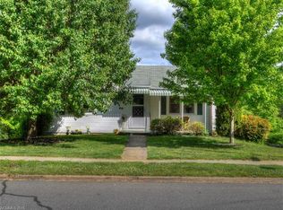 163 Arthur Rd, Asheville, NC 28806